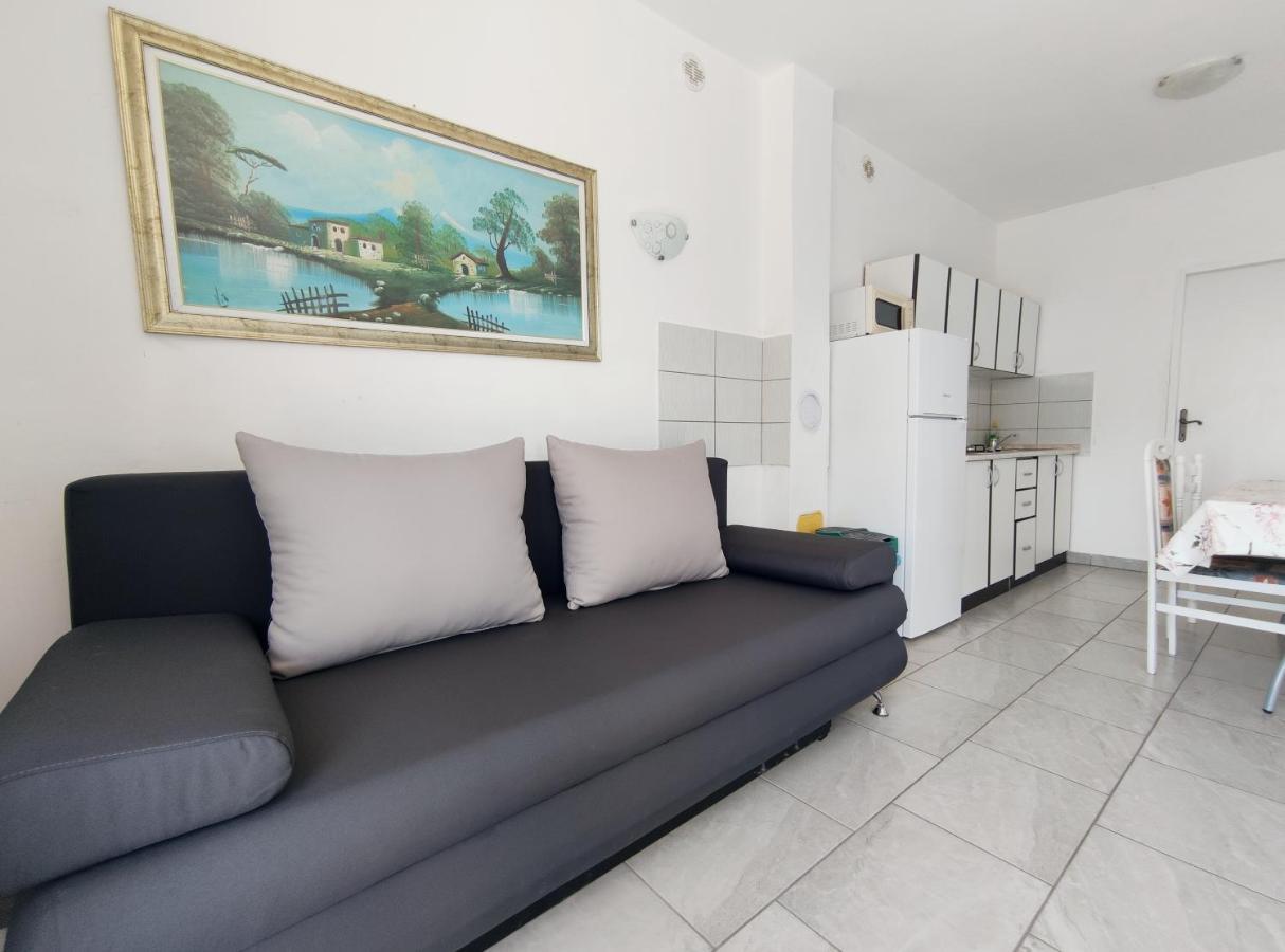 Apartmani Irena Veprinac Экстерьер фото